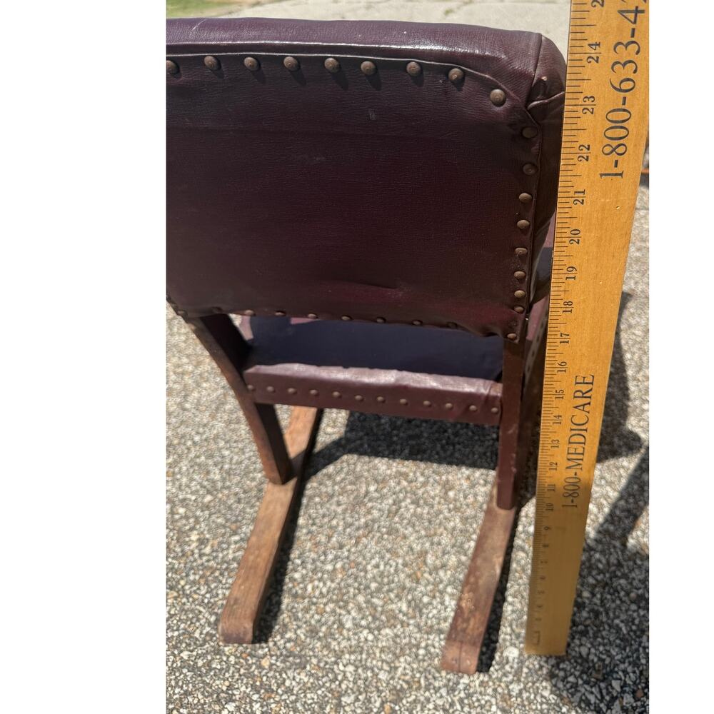 🪑 Antique Child’s Rocking Chair Burgundy Leather & Wood Carved Arms Rivets - Picture 5 of 7